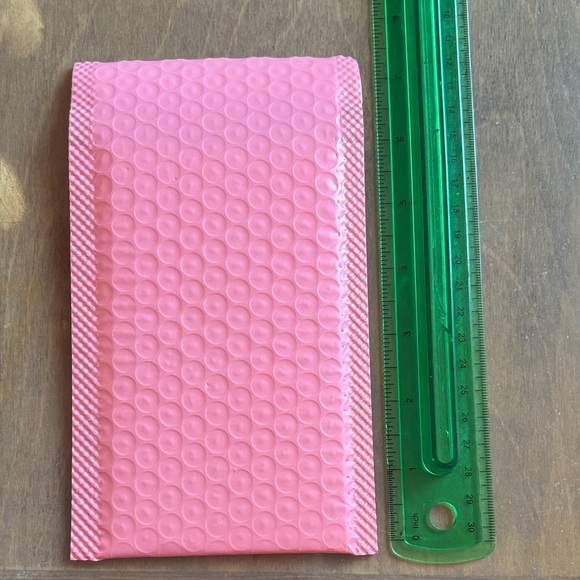 Pink Bubble Mailers 4.25 x 6 folded Set of 10 - Picture 4 of 7